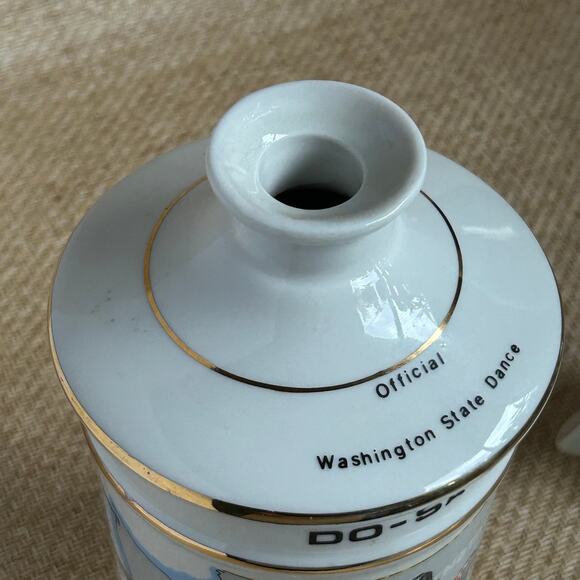 Vintage 1979 Jim Beam Do-Sa-Do Washington State Decanter w/ Hat Lid - Picture 3 of 10